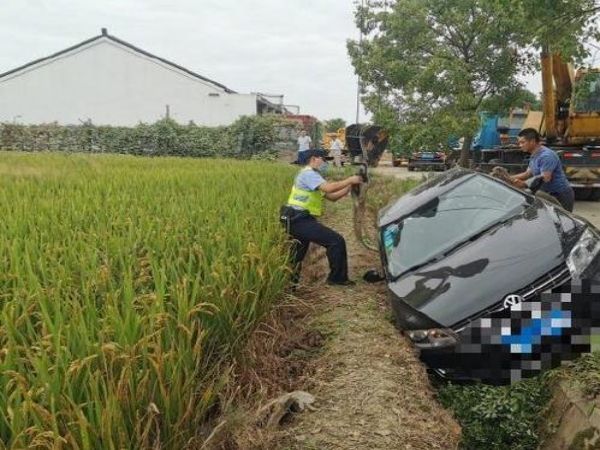 宾县吊车租赁电话_选择大力吊车出租公司节约经费支出